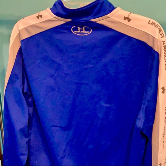 Under Armour zip up jacket Medium loose fit - Picture 2 of 3